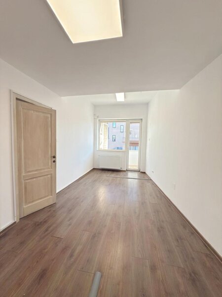 Dorobanti, zona Beller, spatiu birou, 3 camere, cladire 2005