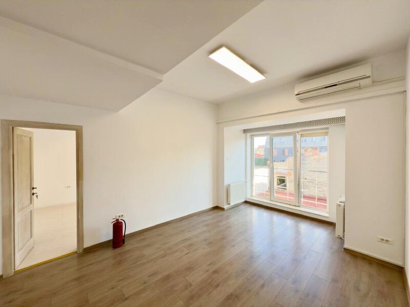 Dorobanti, zona Beller, spatiu birou, 3 camere, cladire 2005