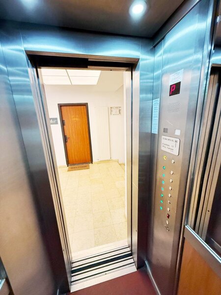 Dorobanti, zona Beller, spatiu birou, 3 camere, cladire 2005